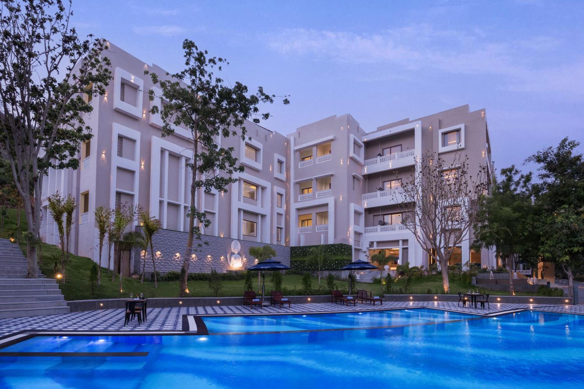 Essentia Luxury Resort & Spa Udaipur Exterior foto