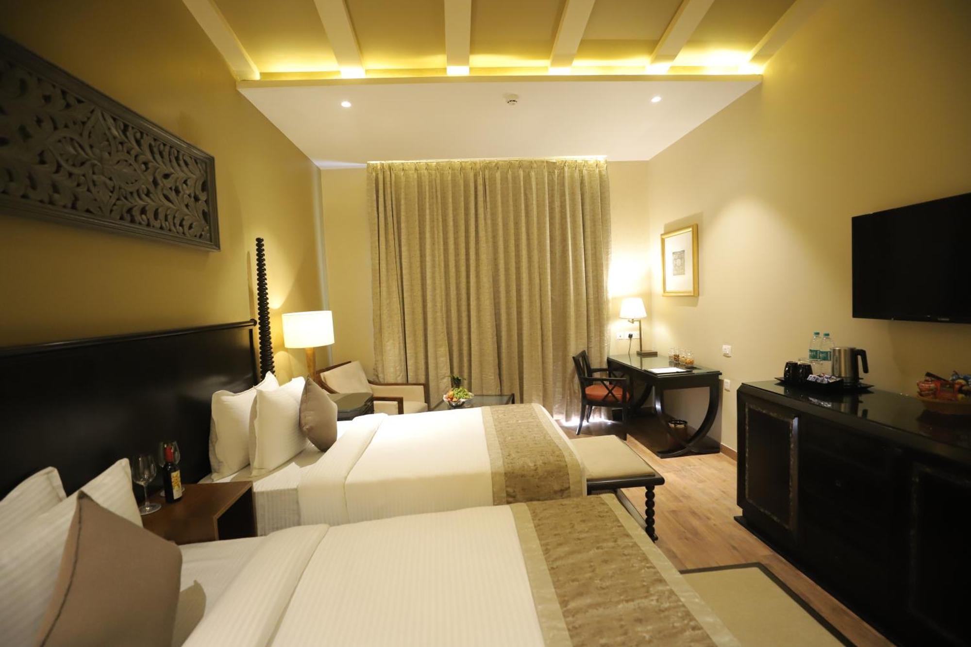 Essentia Luxury Resort & Spa Udaipur Exterior foto
