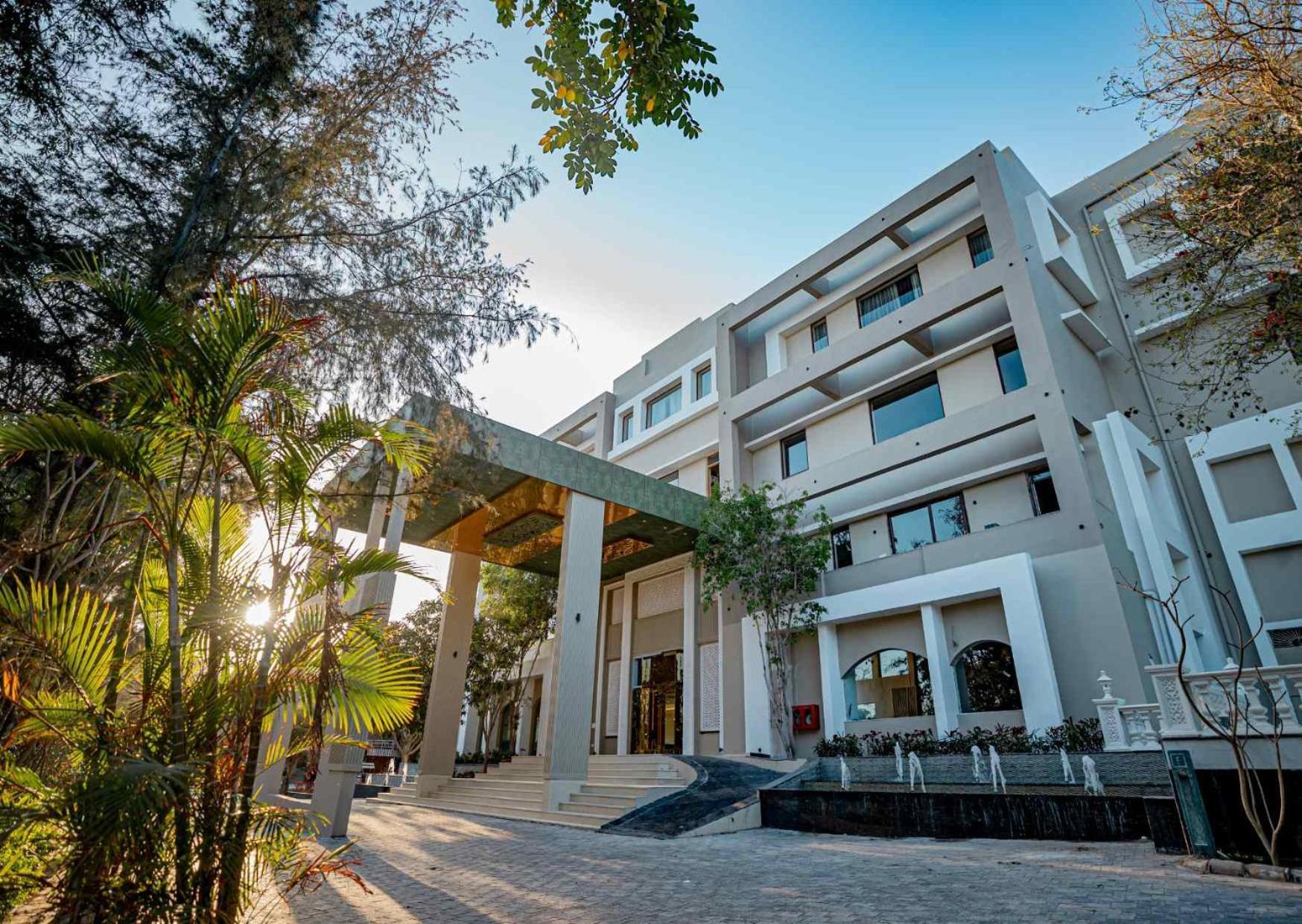 Essentia Luxury Resort & Spa Udaipur Exterior foto